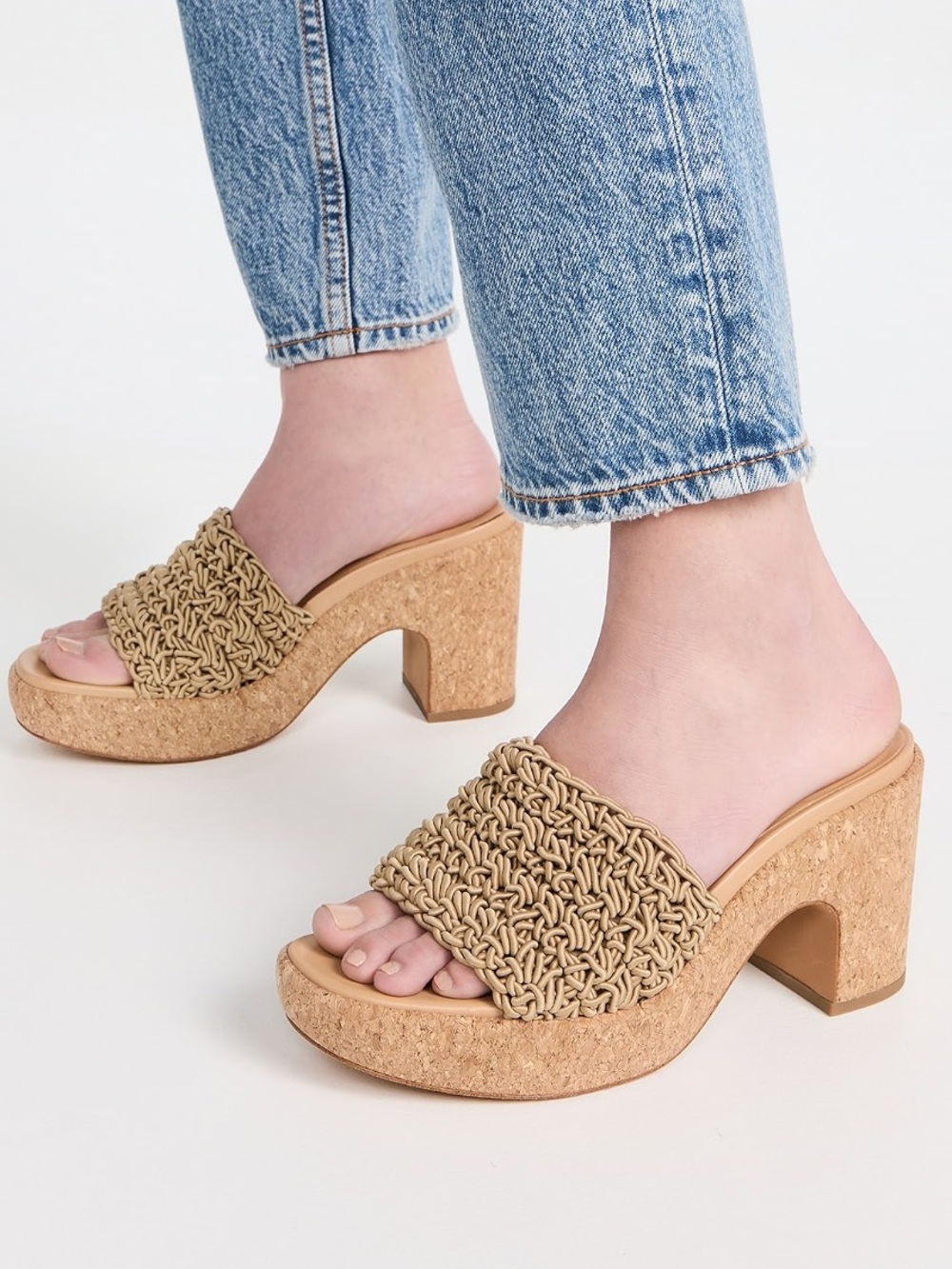 Vince Nicki Crochet Platform Sandals | Sand | 7.5 M